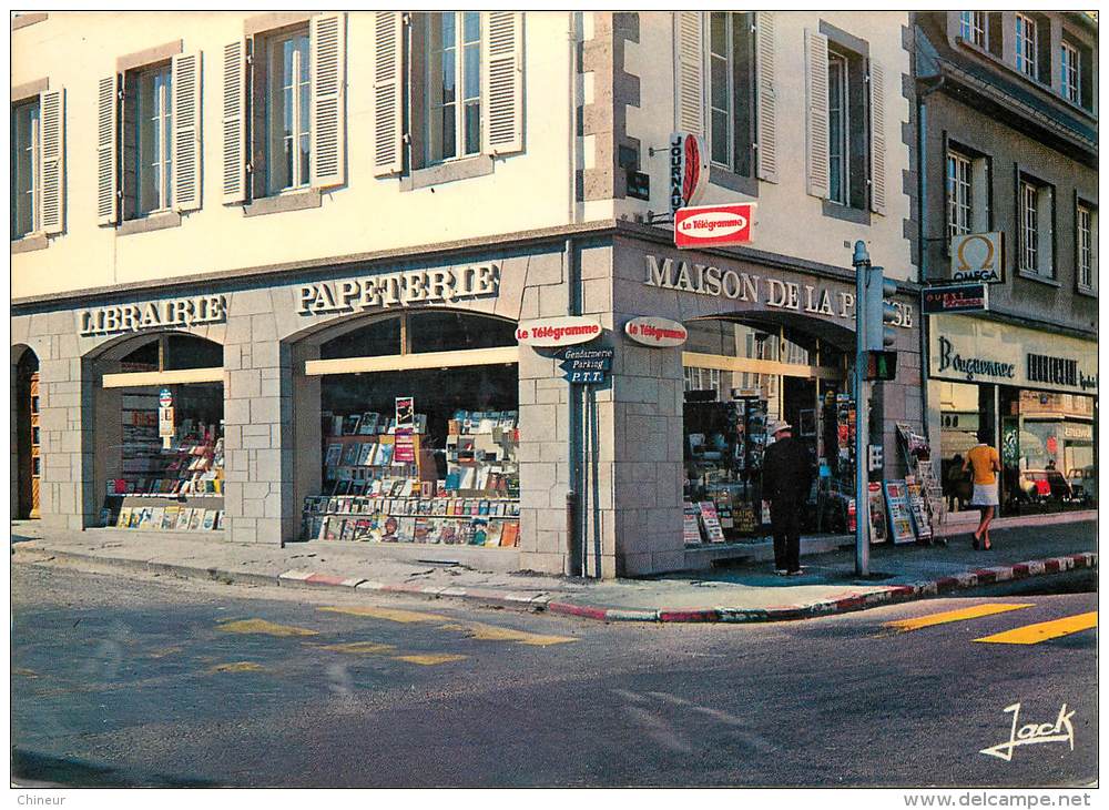 CARHAIX LA DEVENTURE DE LA LIBRAIRIE MAISON DE LA PRESSE LE GUYADER - Carhaix-Plouguer