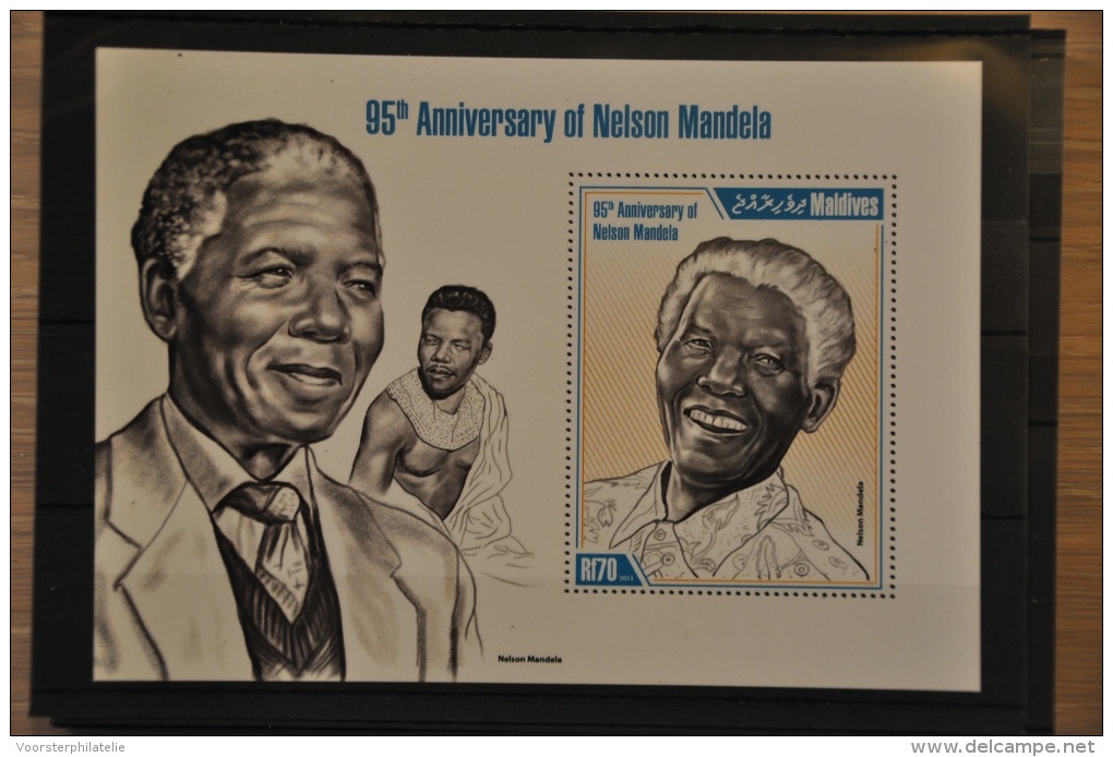 N 038 +MALDIVES 2013 NELSON MANDELA MNH NEUF ** - Maldive (1965-...)