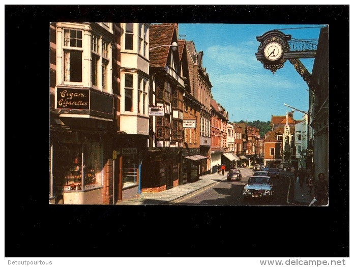 WINCHESTER Hampshire : High Street 1975  ( Vintage Car Auto Voiture  Renault 16 R16 ) Cigar Shop - Winchester