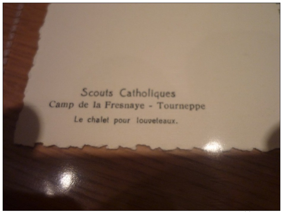 Scouts Catholiques  Camp de la Fresnaye - Tourneppe  " lot de 4 cartes non circulées ".