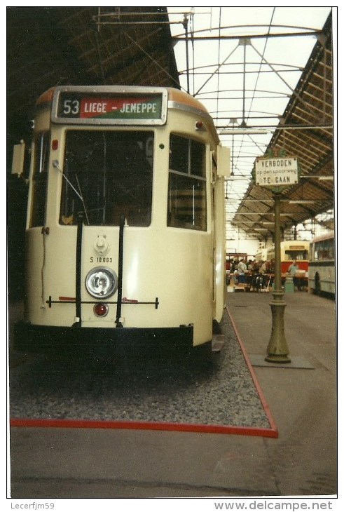 PHOTOGRAPHIE D UN  TRAM  TRAMWAY  LIGNE 59 LIEGE JEMEPPE A WOLUWE  PHOTOS REPRODUITES D APRES UN NEGATIVE - Autres & Non Classés