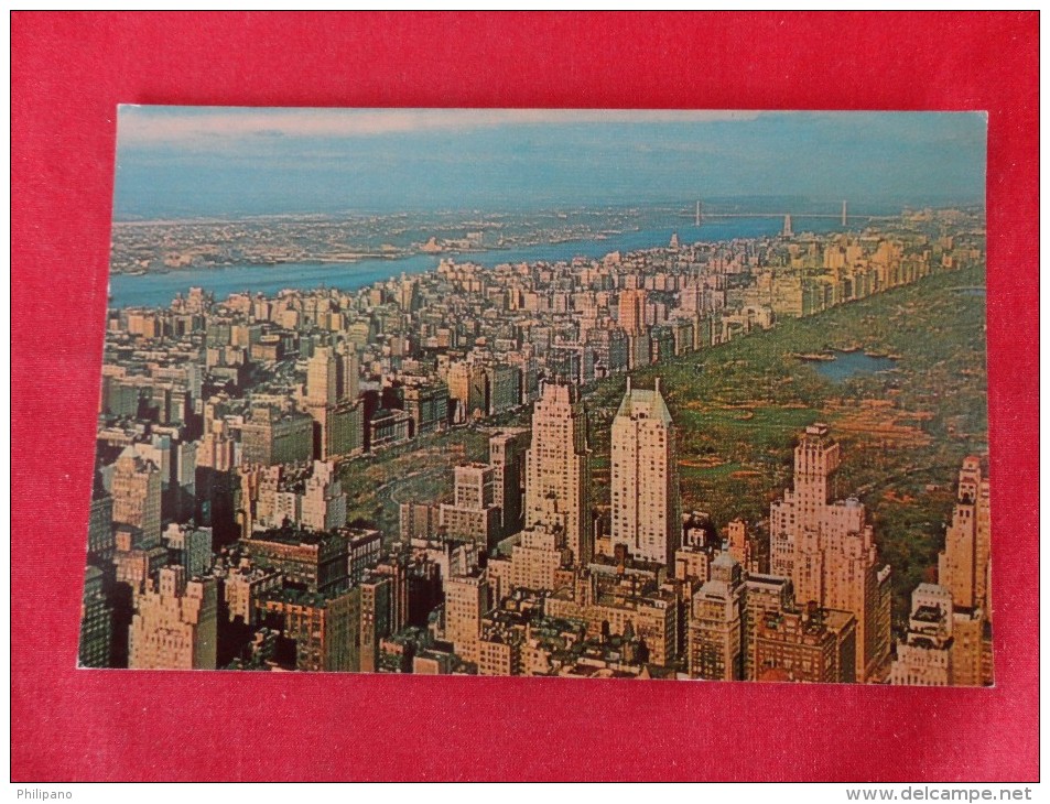 New York > New York City > Manhattan  -- Birds  Eye From Empire  State Observatory  Not Mailed    -ref 1167 - Manhattan