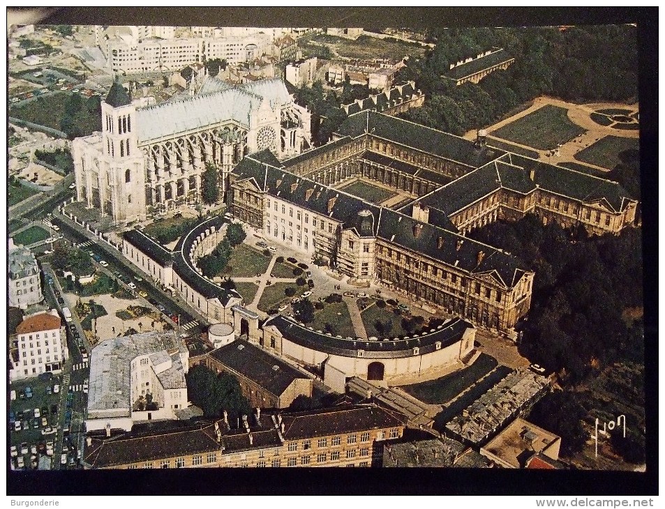 SAINT DENIS / BASILIQUE CATHEDRALE / JOLI LOT DE 12 CARTES / TOUTES LES PHOTOS - 5 - 99 Cartes