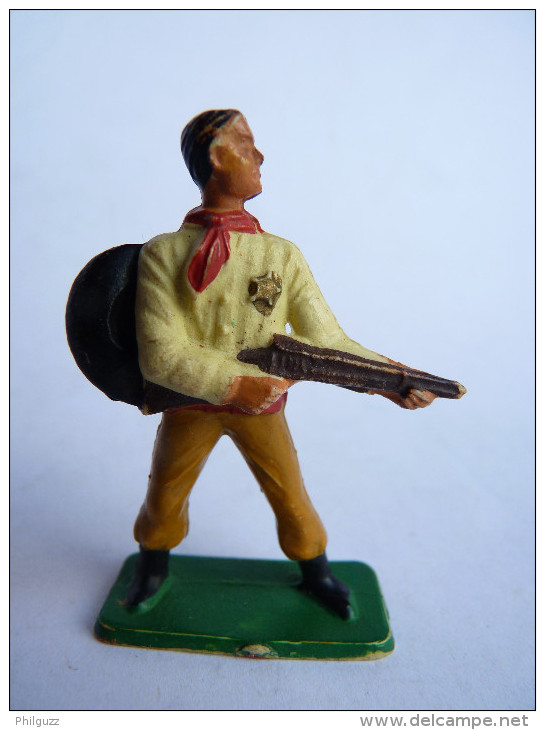 FIGURINE STARLUX COWBOY FUSIL MAINS CHEMISE JAUNE -  SERIE ORDINAIRE  1957 Réf 125 - Starlux