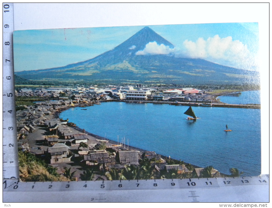 CP Philippines - The Volcanic Peak Mt Mayon Near Legaspi - Philippines