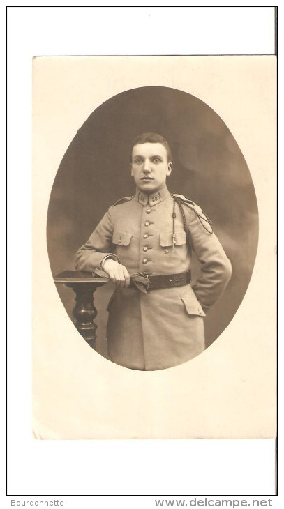 CARTE PHOTO.  Militaire En Uniforme - Uniformes