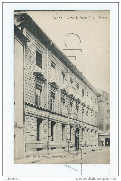 Nimes (30) : La Façade Du Lycée De Jeunes Filles En 1920   PF. - Nîmes