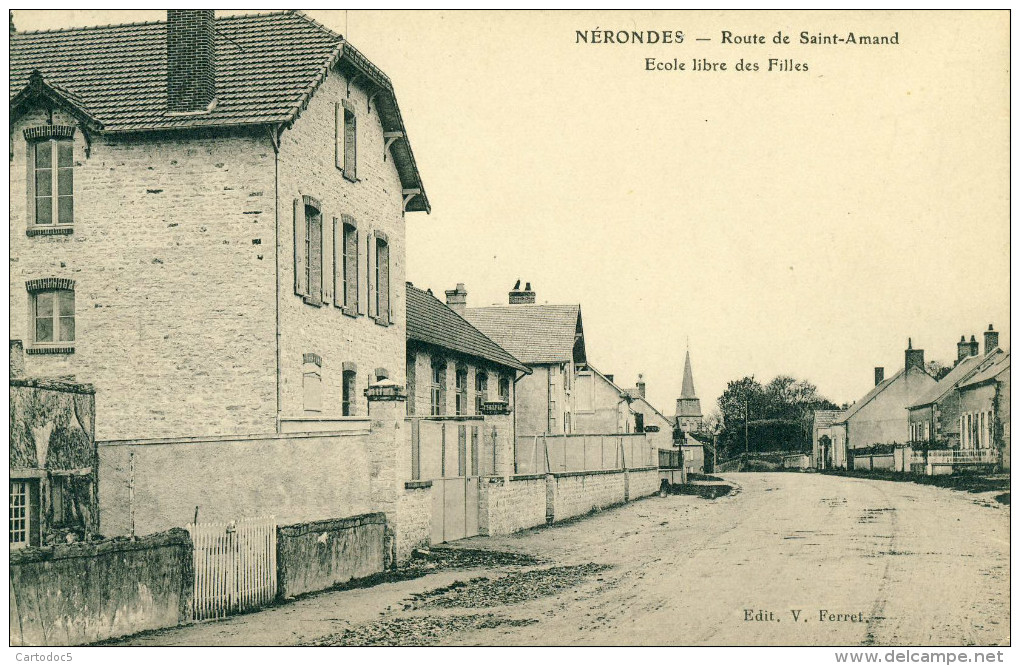 Nérondes  Route De Saint-Amand  Ecole Libre Des Filles      Cpa - Nérondes