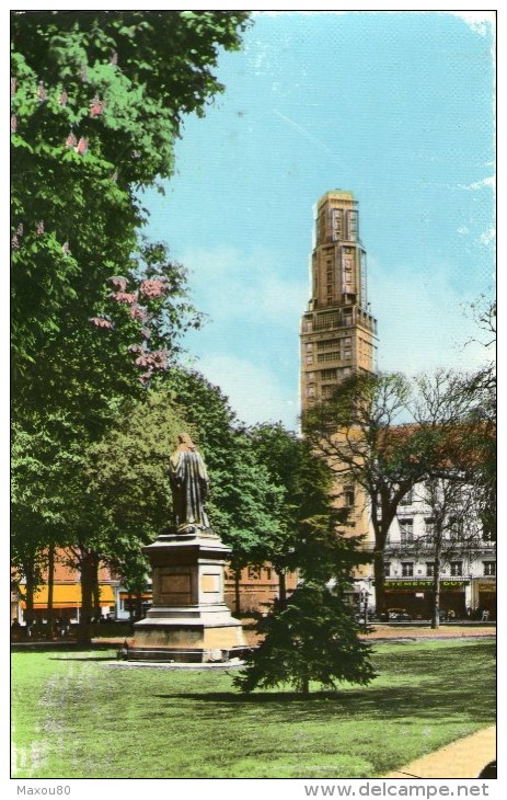 AMIENS - La Tour Perret ,vue Du Square St-Denis  - - Amiens