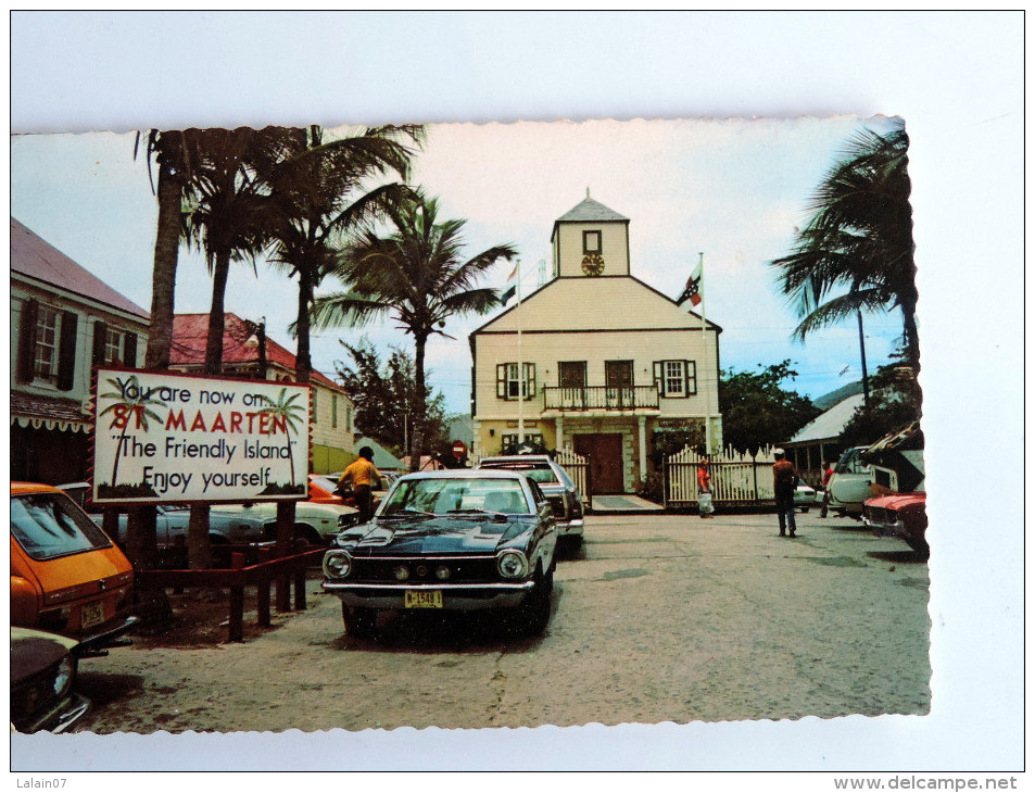 Carte Postale Ancienne : ST. MAARTEN , West Indies : The Picture Post Office & Courthouse In Philipsburg - Sint-Marteen