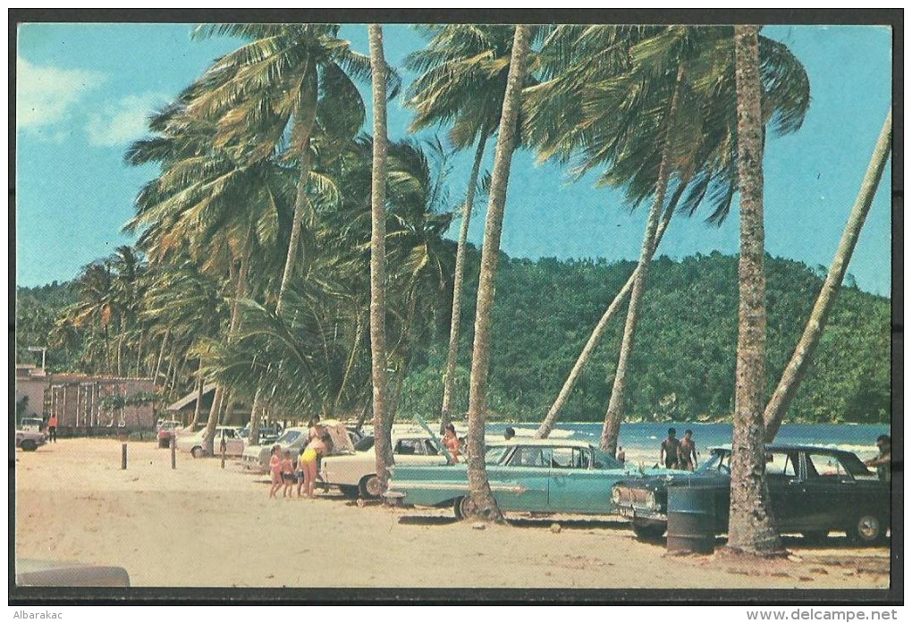 Trinidad And Tobago , Flag , Old Car , 1971 - Trinidad & Tobago (1962-...)