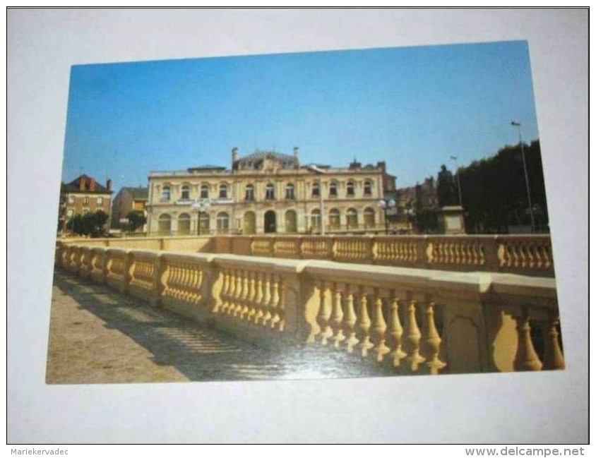 CORREZE - BRIVE -  Le Théâtre Avec Le Passage Sous-terrain De L´Avenue Du 14 Juillet - Brive La Gaillarde