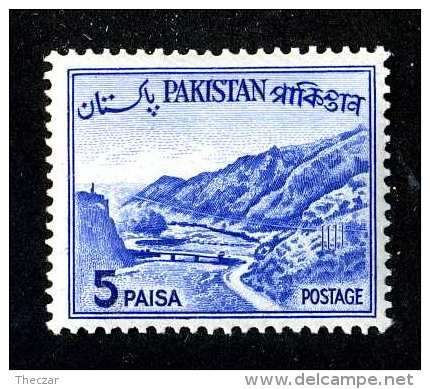 1300  Pakistan 1961  Scott #132  M*  Offers Welcome! - Pakistan