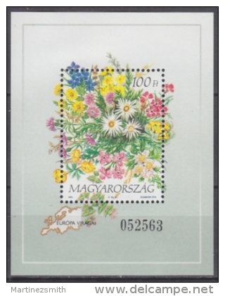 Hongrie - Hungary 1993 Yvert BF 230, Flowers Of The Continents (IV) - MNH - Neufs