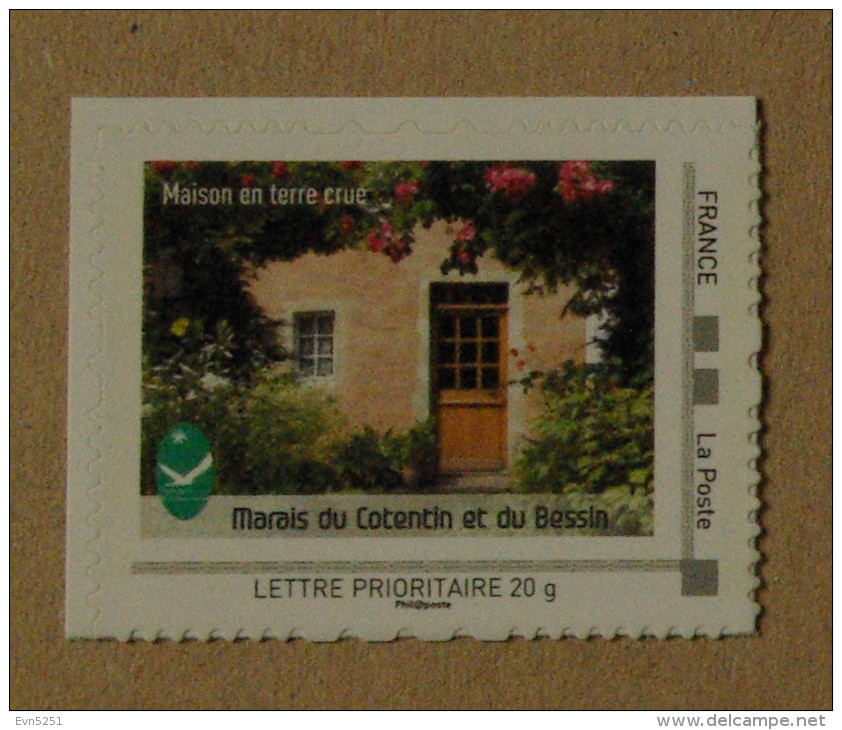 LFV1 Basse-Normandie : Marais Du Cotentin Et Du Bessin (Maison En Terre Crue)  -autocollant- - Autres & Non Classés