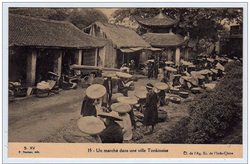 Un Marché Dans Un Ville Tonkinoise...superbe Animation ...CPA état TTB Voir 2 Scans - Viêt-Nam