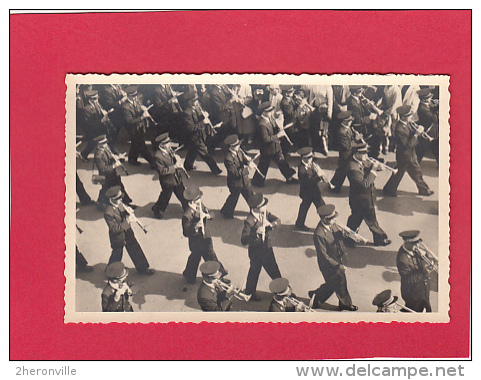 CARTE  PHOTO  -  ESCH Sur ALZETTE - Cavalcade Avec Défilé  Fanfare - Esch-Alzette