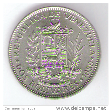 VENEZUELA 5 BOLIVARES 1990 - Venezuela