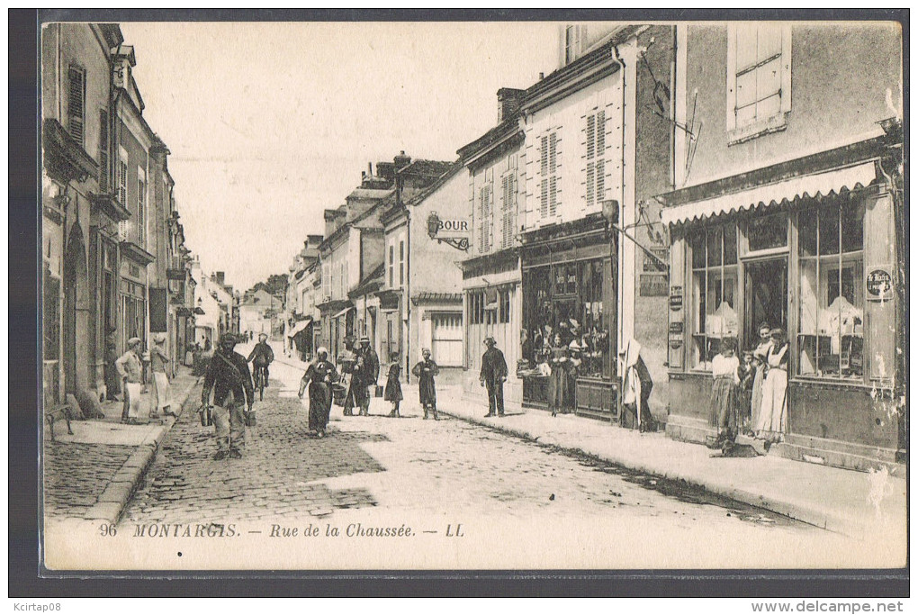 MONTARGIS . Rue De La Chaussée . - Montargis