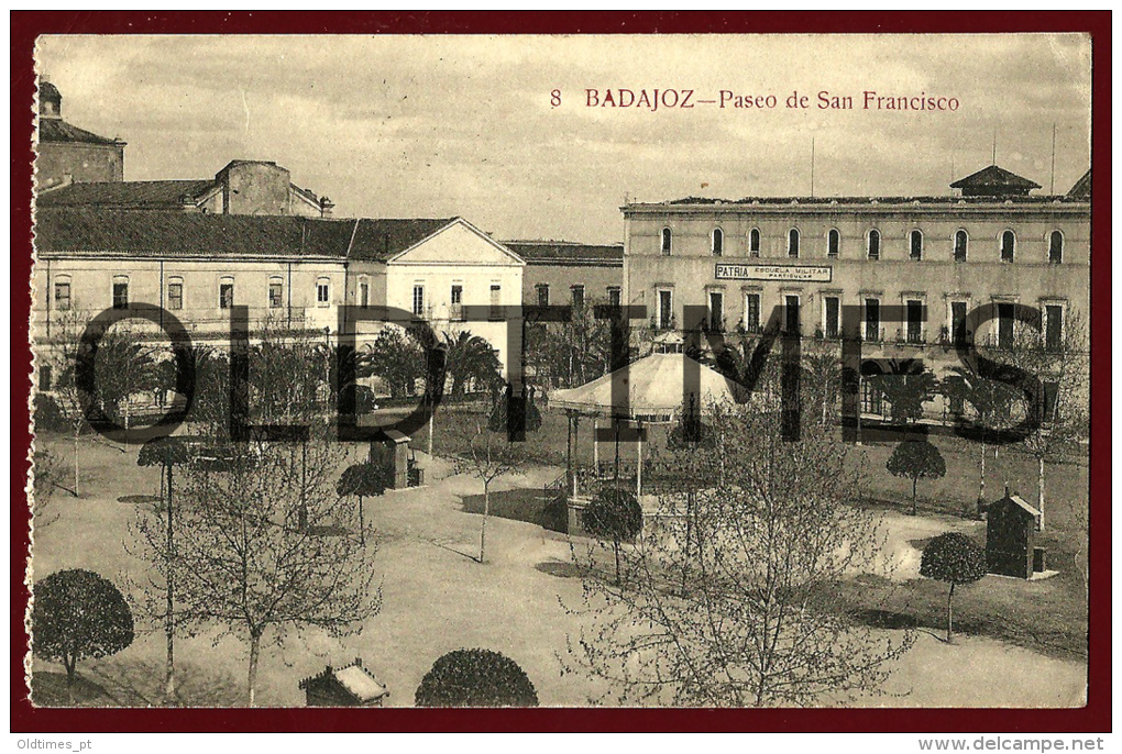 BADAJOZ - PASEO DE SAN FRANCISCO - 1940 PC - Badajoz