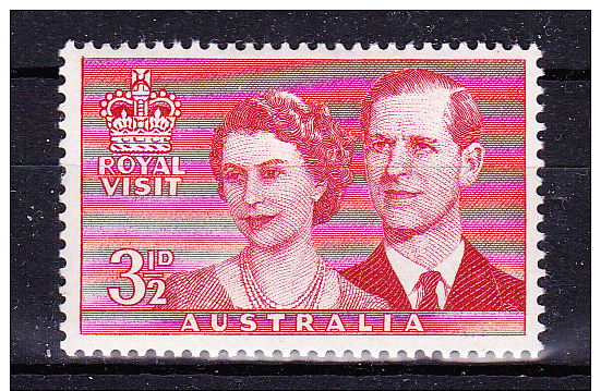 AUSTRALIA 1954,  Royal Visit  , Y&T  #  207   ,  3 1/2 D       Cv   0.30  E ,   * MLH , V V F - Mint Stamps