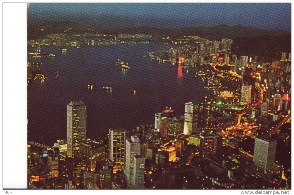 A Sparkling View Of HK From Victoria Peak At Dusk - China (Hong Kong)