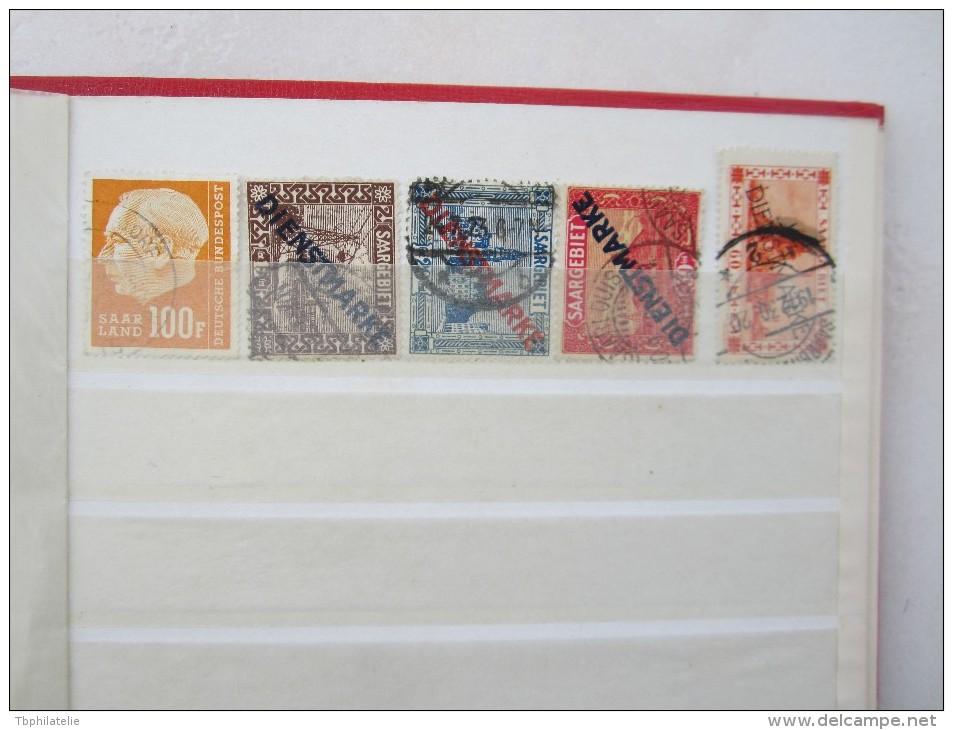 VEND LOT DE TIMBRES DE SARRE !!!! - Collections, Lots & Series