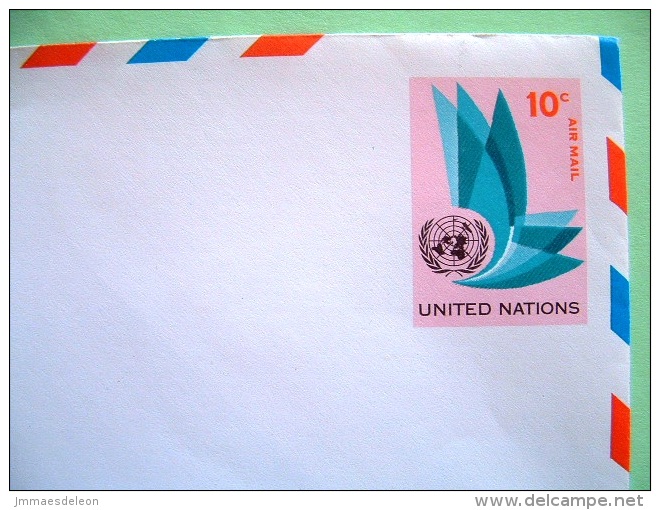 United Nations New York 1969 Pre Paid Enveloppe - UN Emblem - Storia Postale