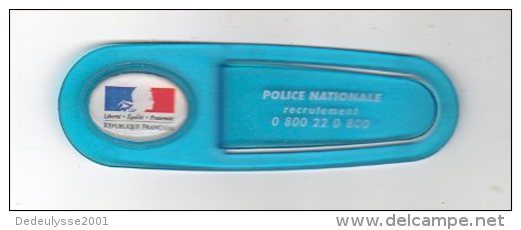 Fev14   63971  Objet Pub   Police Nationale   Recrutement - Polizei