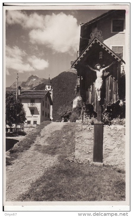 MERANO (Italie) Motivo Nel Paese Di Tirolo Presso MERANO-Albergo Tirolo-Croix-Christ-Eglise-VOIR 2 SCANS - - Merano