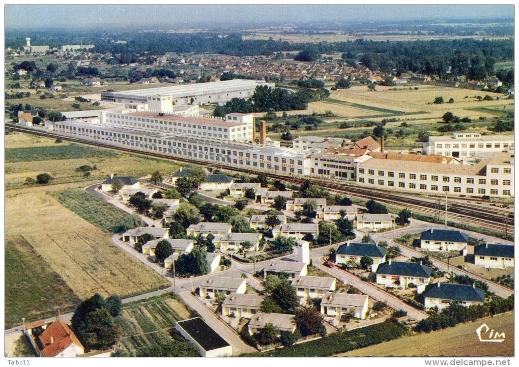 Selles Sur Cher - Vue Aérienne - Cité Et Usine Des Produits Céramiques - Selles Sur Cher