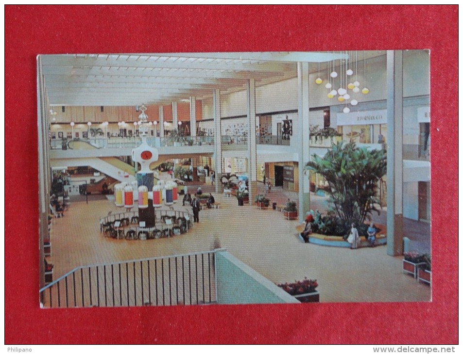 - New York > Rochester Midtown Plaza  Shopping Complex  Not Mailed    Ref 1188 - Rochester