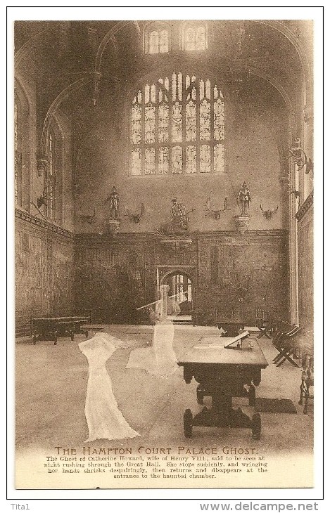 UK107 - The Hampton Court Palace Ghost - London Suburbs