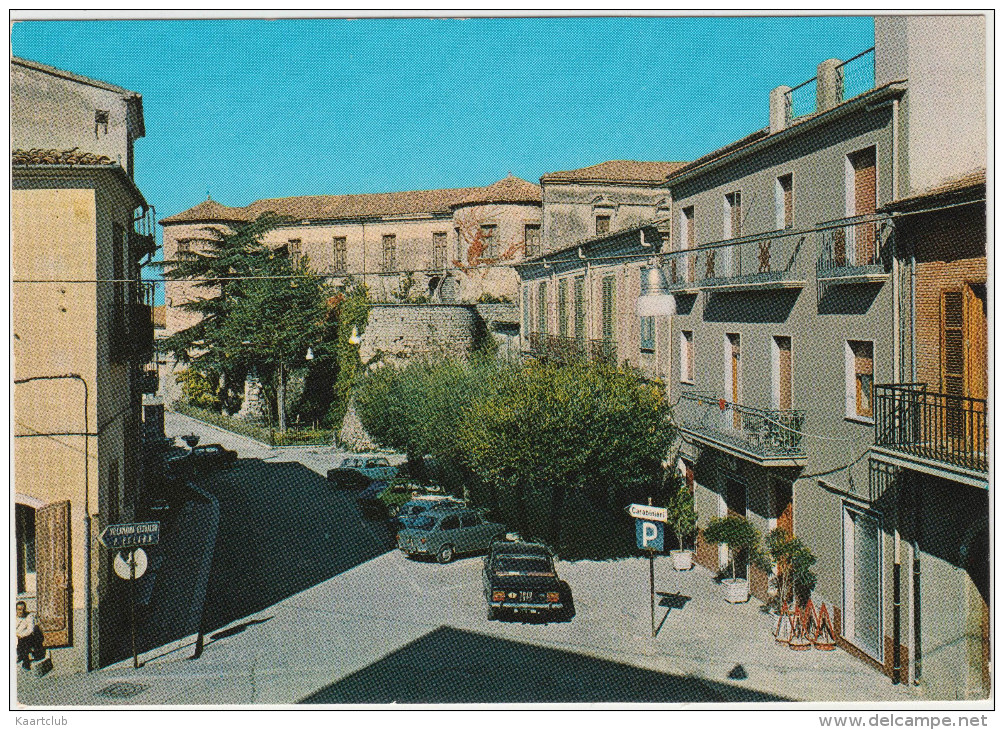 Torella Dei Lombardi (Av): FIAT 125, 850, 127  - Streetscene - Piazza Europa - Italia - Passenger Cars