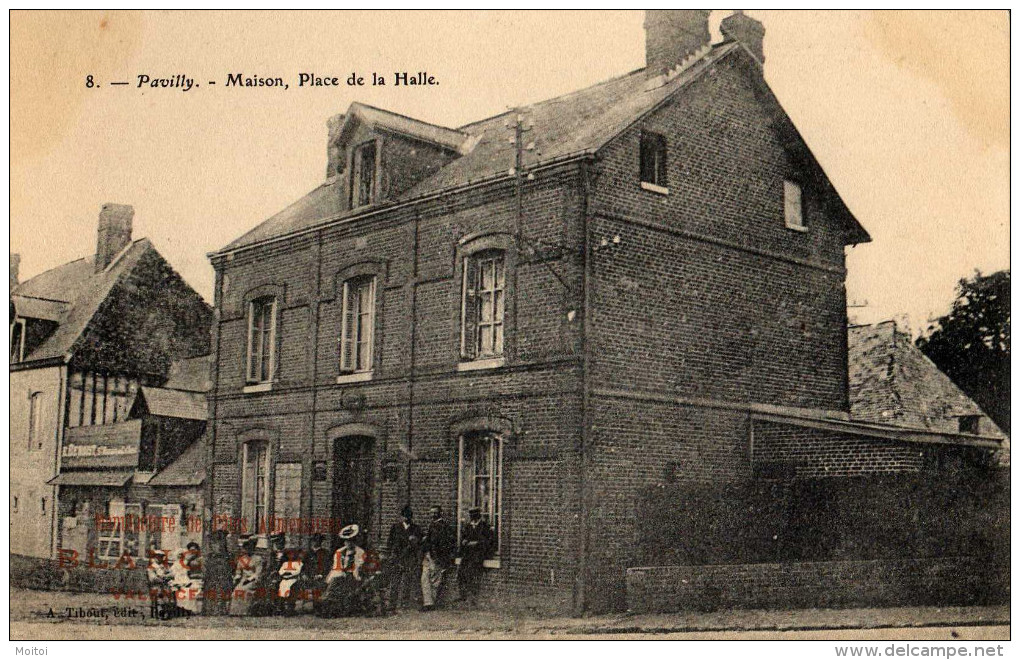 Pavilly Rare Et  Superbe Vue Animée "maison Place De La Halle TBE - Pavilly