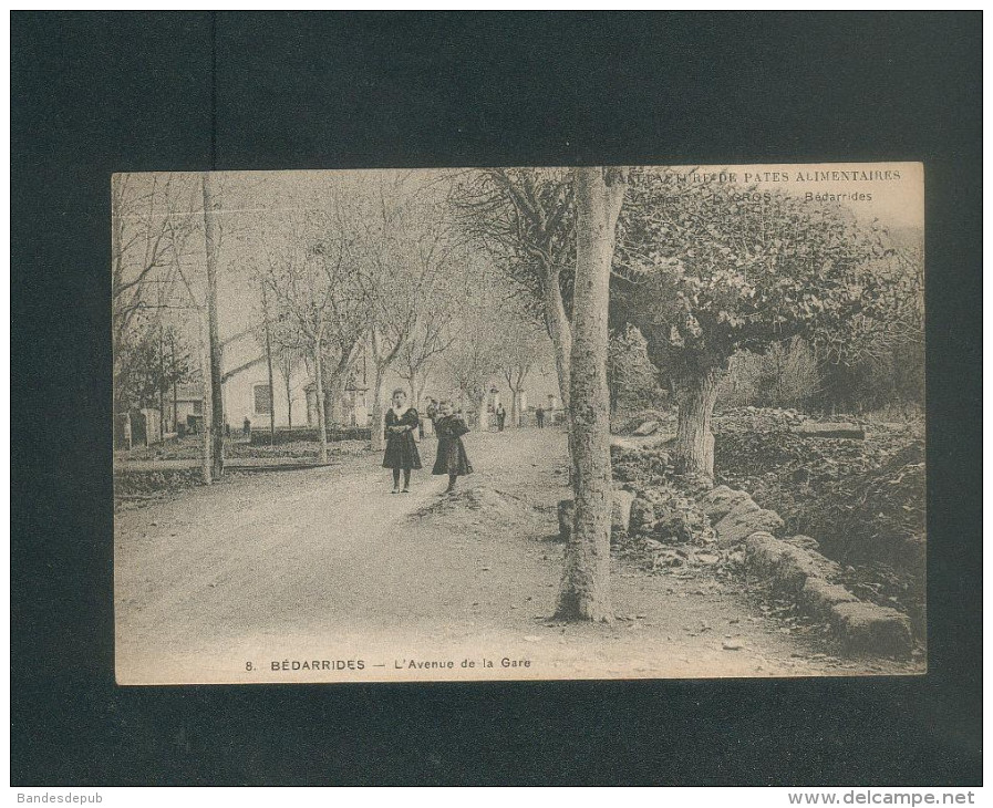 Bedarrides (84) - Avenue De La Gare (animée Manufacture De Pâtes Alimentaires L. GROS N°8) - Bedarrides