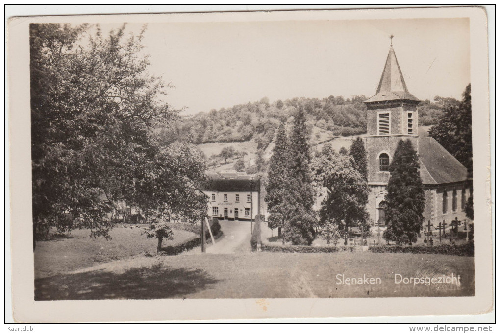 Slenaken - Dorpsgezicht : Met Café De La Frontiere En Kerk (1950) - Limburg , Nederland/Holland - Slenaken