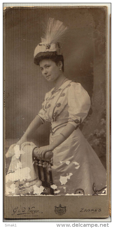 PAPPE FOTO DIMENSIONEN  10.5x21cm  PORTRÄT FRAU FASHION G.&J.VARGA ZAGREB 1908 - Ohne Zuordnung