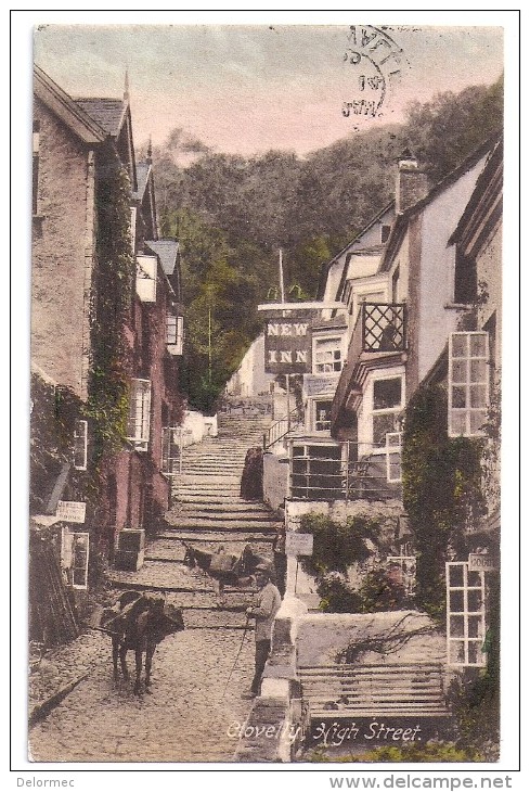 CPA Clovelly Hight Streetwith A Man And Donkeys, édit F. Frith & Co Ltd Reigate N°33490, Written And Stamped 1909 - Clovelly