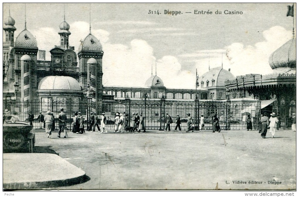 N°36837 -cpa Dieppe -casino- - Casino