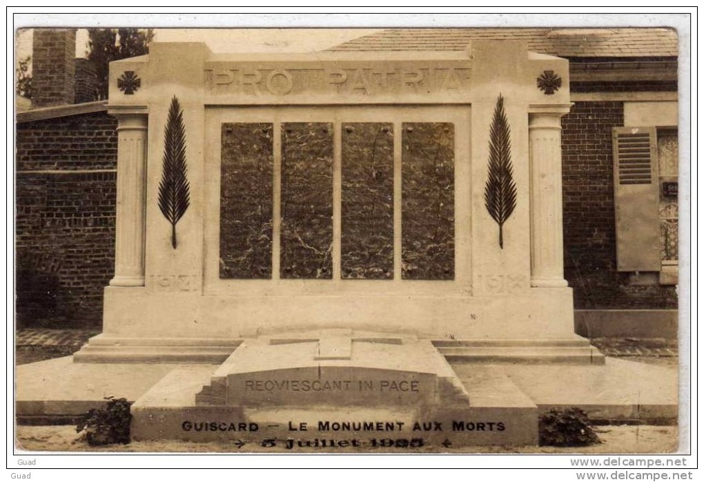 GUISCARD - LE MONUMENT AUX MORTS - SUPERBE CARTE PHOTO WW1 - Guiscard