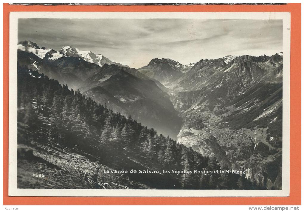 MOL2/299, La Vallée De Salvan, Les Aiguilles Rouges Et Le Mont-Blanc,  Circulée Date Ilisible - Salvan