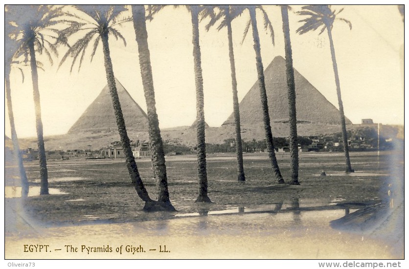 ÉGYPTE - Les Pyramides De Gizè - 2 Scans  (VINTAGE POSTCARD) - Pyramids