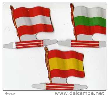L´Alsacienne Biscuits Drapeaurama Drapeaux Autriche Espagne  Bulgarie - Tin Signs (after1960)