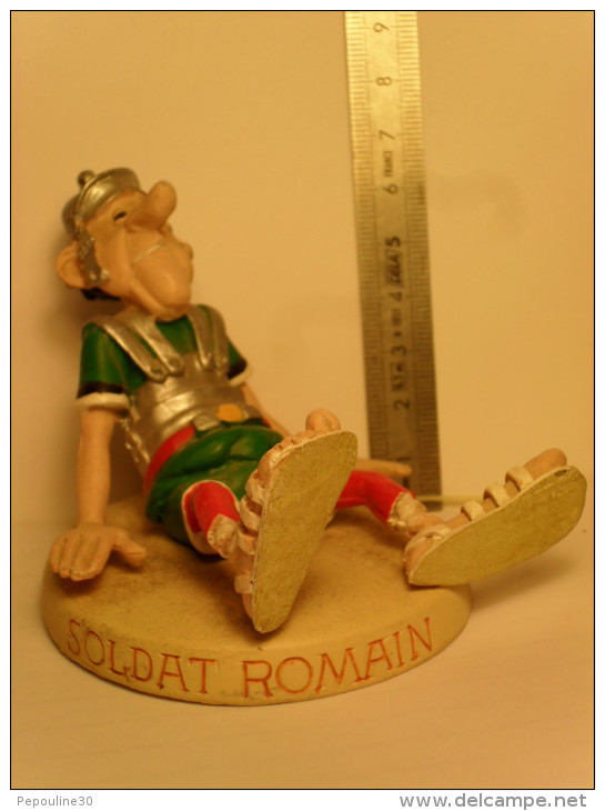 SOLDAT ROMAIN COLLECTOYS  ÉDITIONS  ALBERT & RENÉ GOSCINNY - UDERZO - - Figurines En Plastique