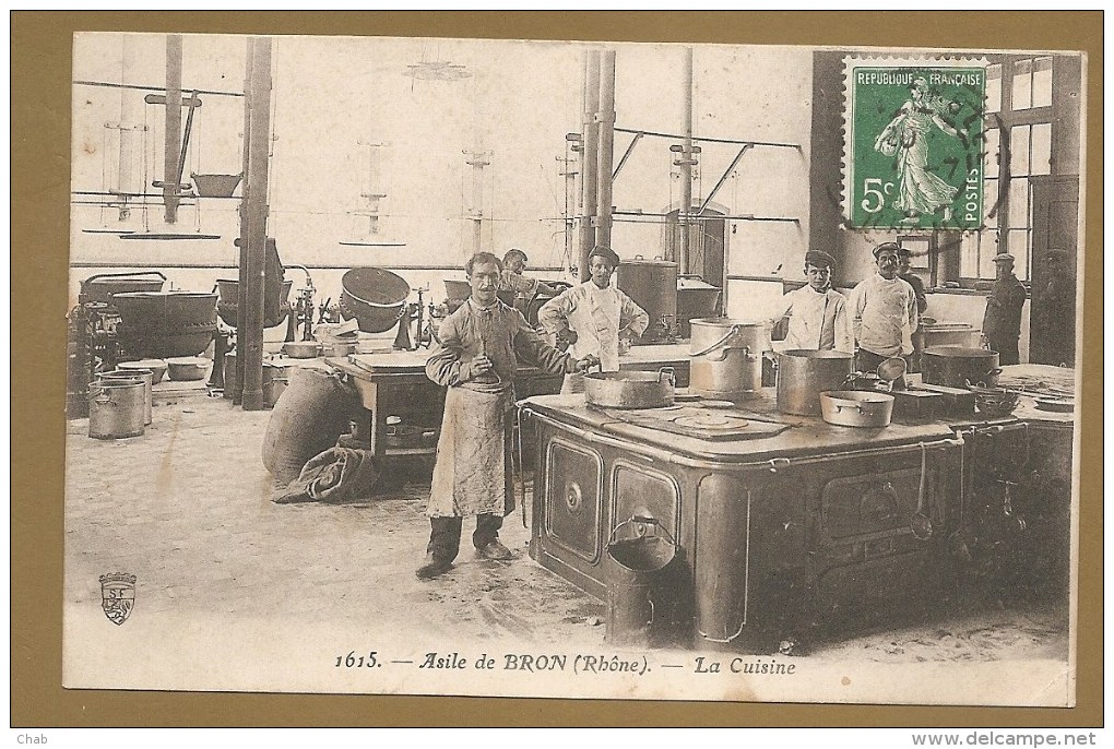 1615. - Asile De BRON (Rhône). - La Cuisine - Voyagée 1908 - CUISINE - FOURNEAUX - ASILE - CUISINIER - Bron