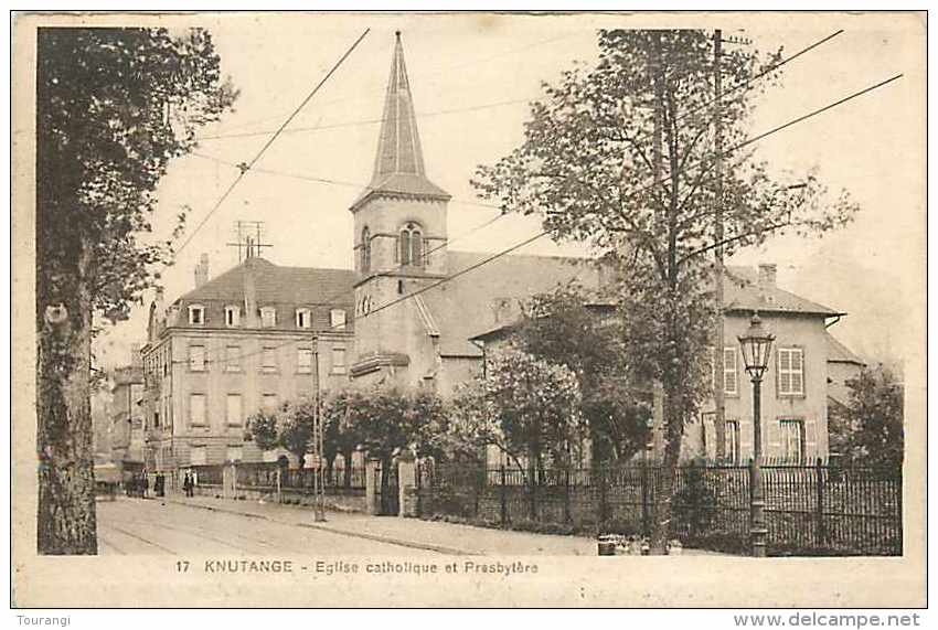 Fev14 261: Knutange  -  Eglise Catholique  -  Presbytère - Hayange