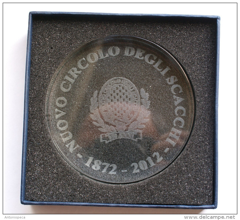 ITALIA . FERMACARTE CRISTALLO ANNIVERSRIO CIRCOLO DEGLI SCACCHI - Paper-weights