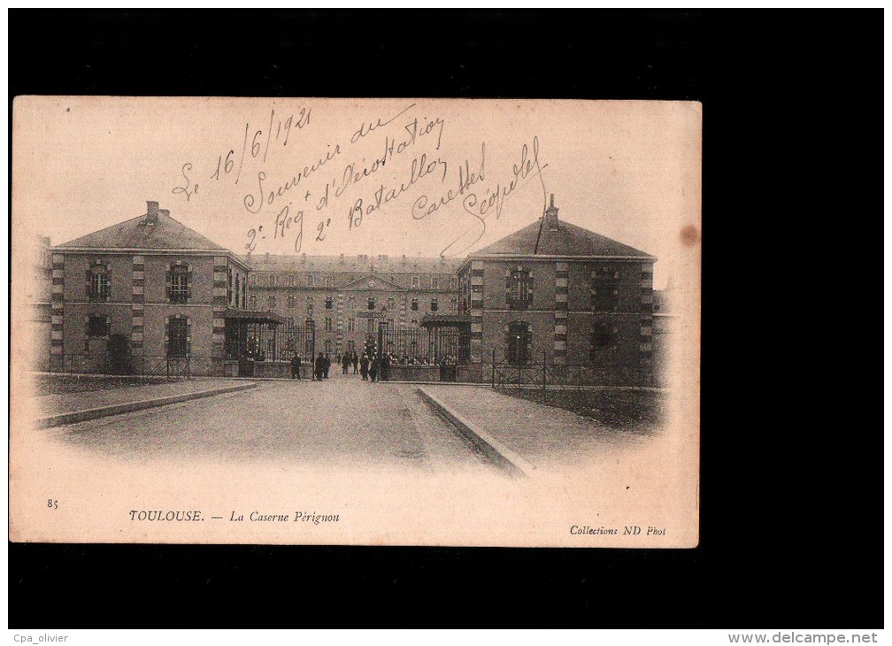 31 TOULOUSE Caserne Pérignon, Entrée, Animée, Ed ND 85, Dos 1900 - Toulouse