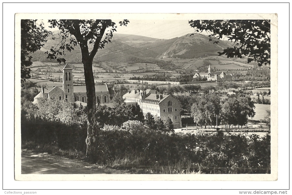 Cp, 81, Dourgne, Abbaye De St-Benoit D'en Calcat, Vue Générale Des Monastères, Voyagée1939 - Dourgne
